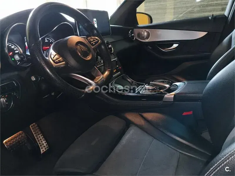 Usado Mercedes GLC220 AMG line 170 CV (125 kW) 2017 Negro SUV