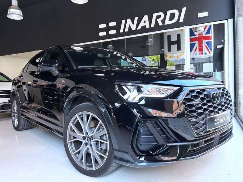 Negro Usado 2024 Audi Q3 Sportback Ambiente SUV | 55.890 € - Imagen 1/4