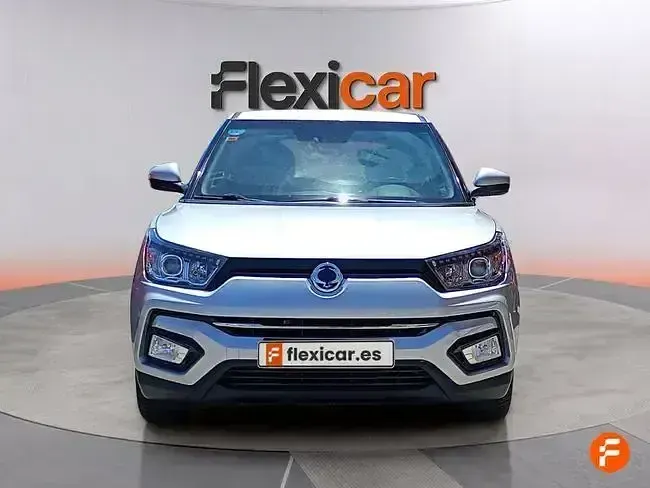 Usado SsangYong Tivoli 128 CV (94 kW) 2019 Gris SUV