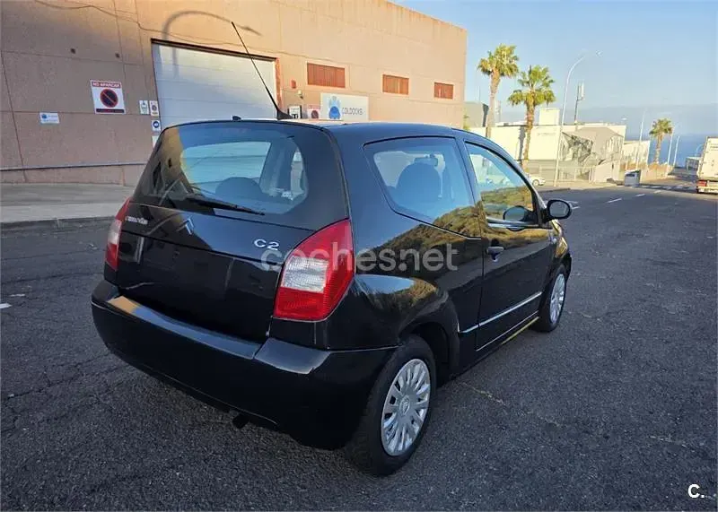 Usado Citroën C2 Furio 75 CV (55 kW) 2007 Negro Utilitario