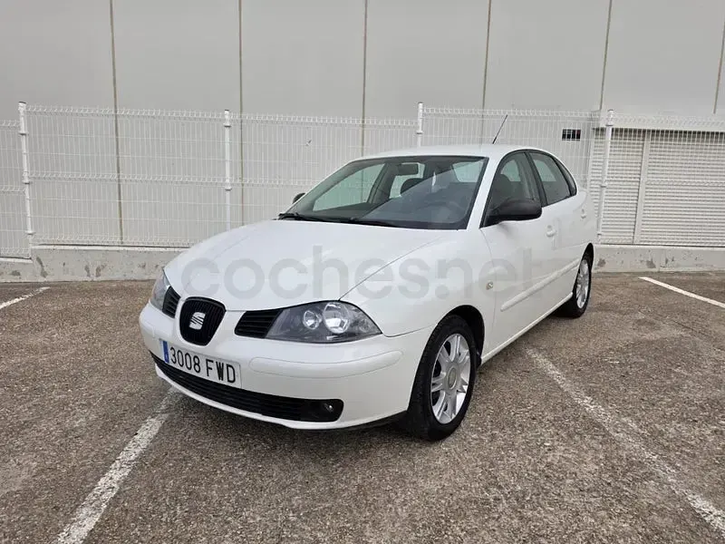 Usado Seat Cordoba 80 CV (58 kW) 2007 Blanco Berlina