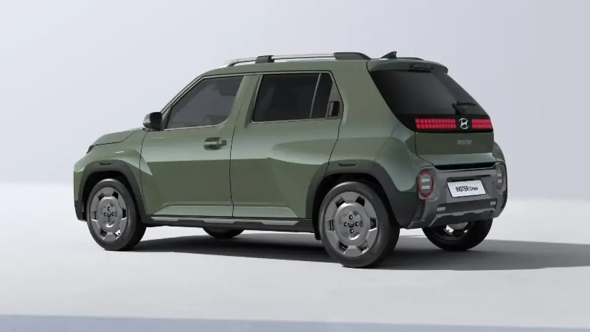 Usado Hyundai Inster 84 kW (115 CV) 2026 Verde Utilitario
