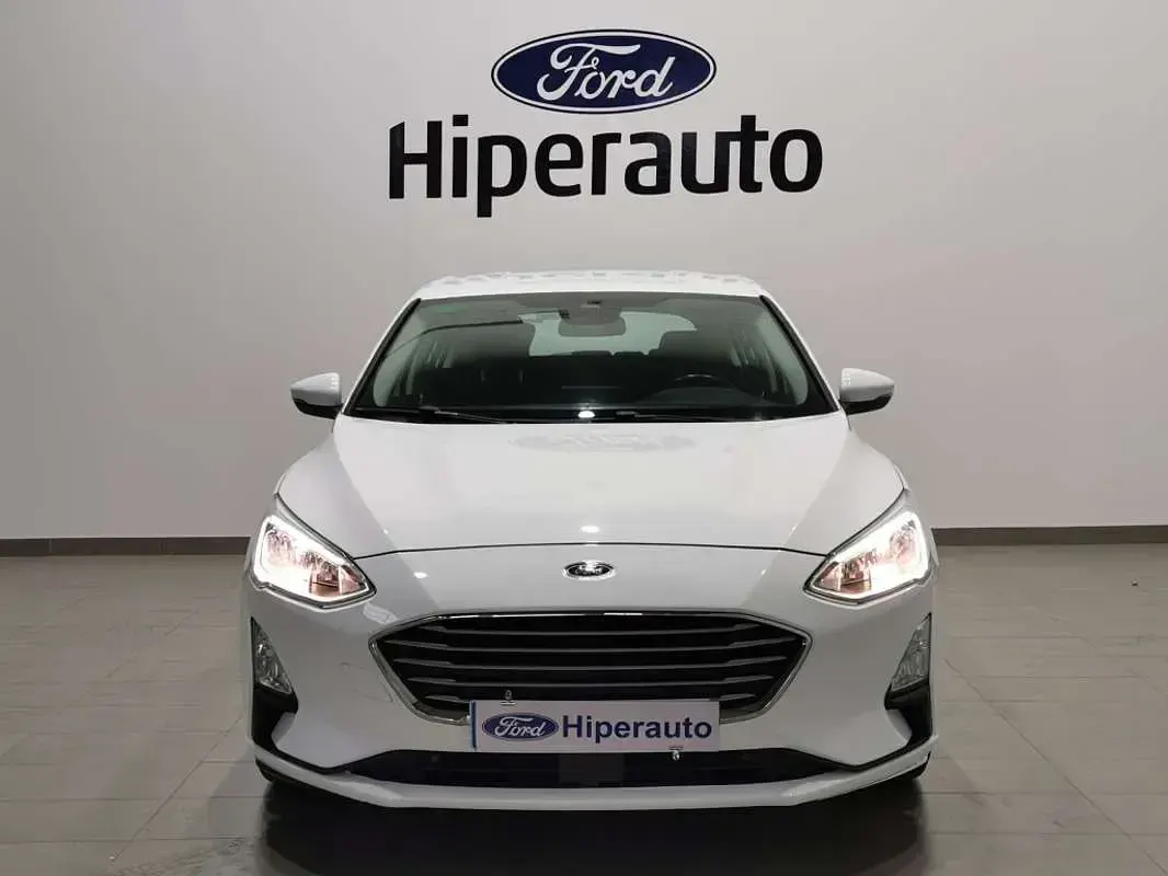 Usado Ford Focus Trend+ 120 CV (88 kW) 2020 Blanco Utilitario