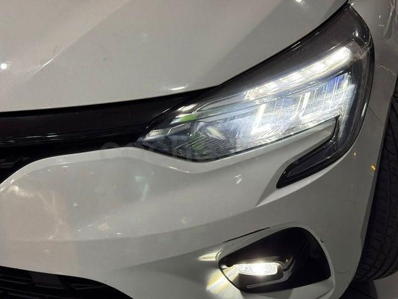 Usado Renault Clio V Business 100 CV (73 kW) 2021 Blanco Berlina