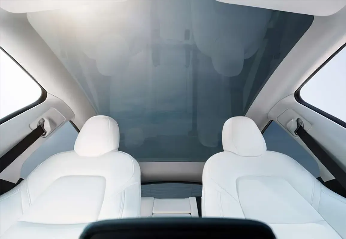 Usado Tesla Model Y RWD 219 kW (299 CV) 2025 Plateado SUV