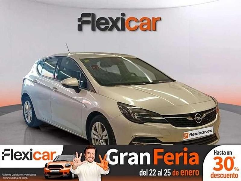 Gris Usado 2020 Opel Astra GS Line Utilitario | 9890 € (Precio justo) - Imagen 1/4