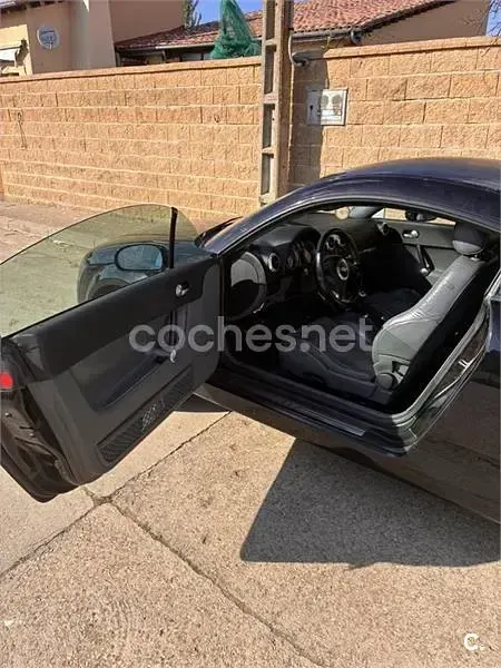 Usado Audi TT 180 CV (132 kW) 1998 Negro Coupe