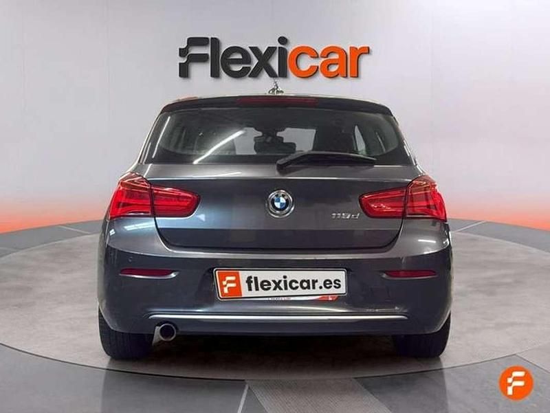Używany BMW 118 150 KM (110 kW) 2017 Szary Hatchback