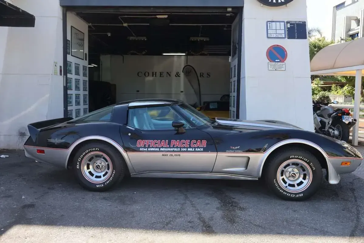 Usado Chevrolet Corvette 1978 Negro Descapotable