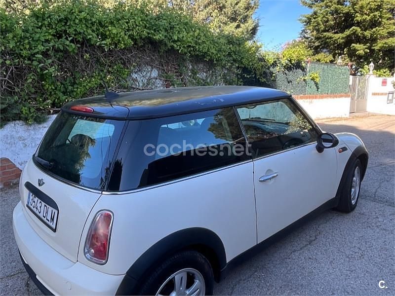 Usado Mini ONE 90 CV (66 kW) 2005 Blanco Utilitario