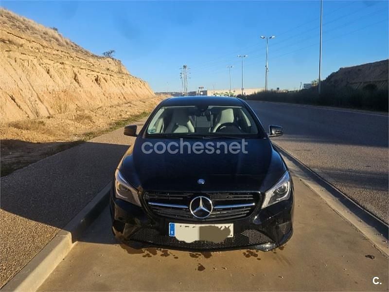 Negro Usado 2015 Mercedes CLA200 Berlina | 13.500 € (Precio justo) - Imagen 1/4