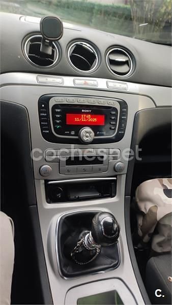 Usado Ford S-MAX Trend 125 CV (91 kW) 2007 Verde Monovolumen
