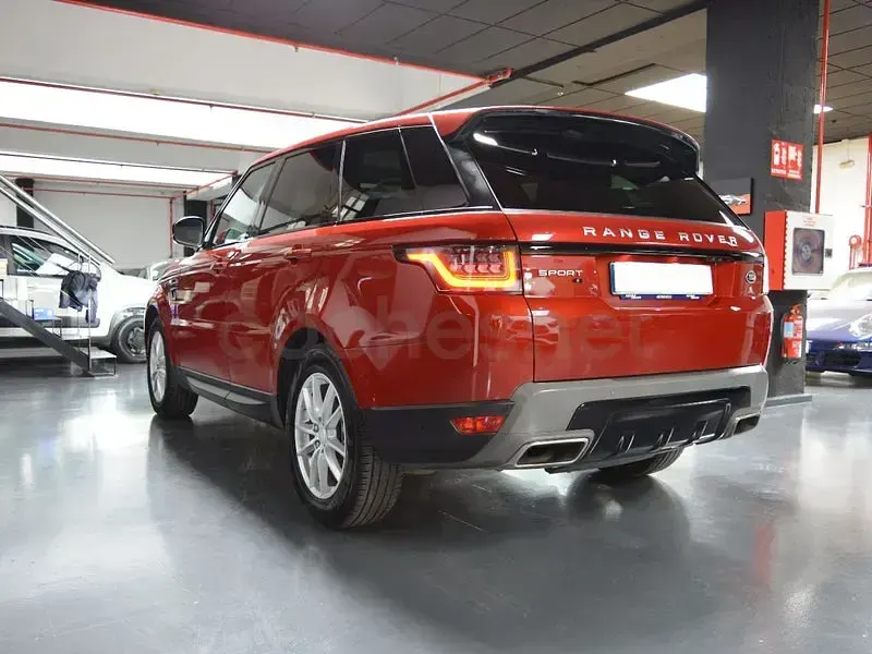 Usado Land Rover Range Rover Sport S 249 CV (183 kW) 2020 Rojo SUV
