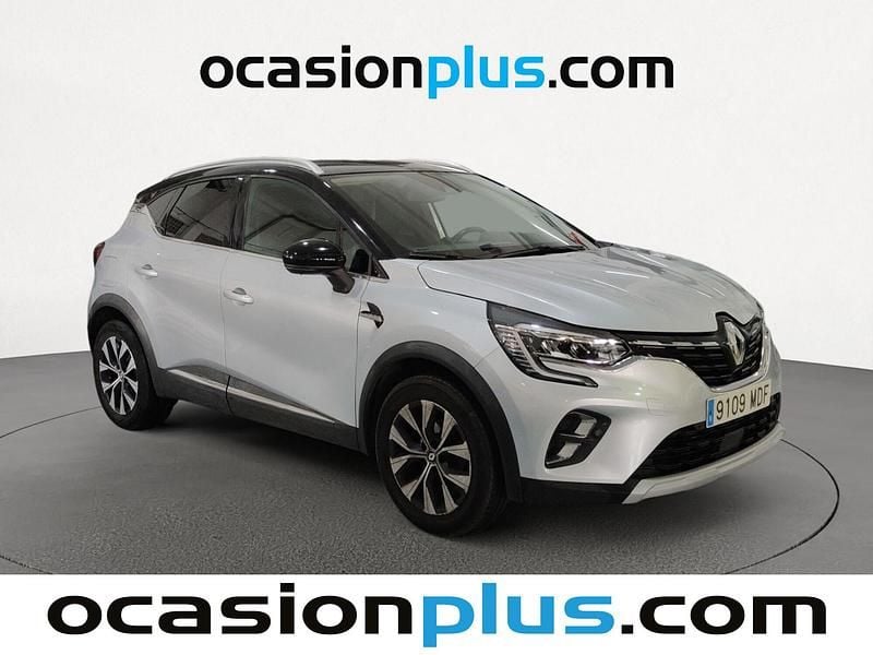 Usado Renault Captur Techno 90 CV (66 kW) 2023 Gris / plata SUV