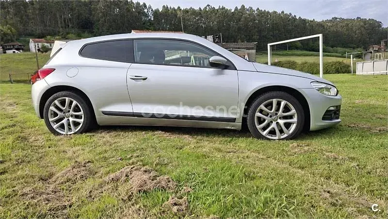 Usado VW Scirocco 160 CV (117 kW) 2009 Gris / plata Coupe