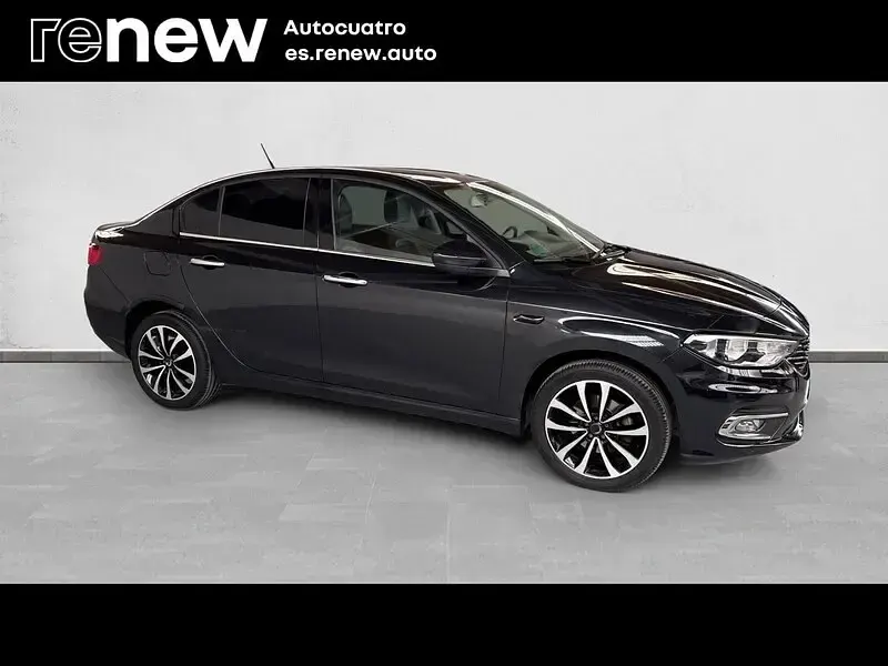 Usado Fiat Tipo Lounge 95 CV (69 kW) 2017 Negro Berlina