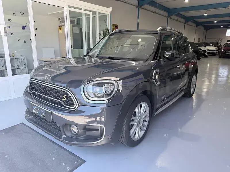 Usado Mini Cooper S Countryman 220 CV (161 kW) 2020 Gris / plata SUV