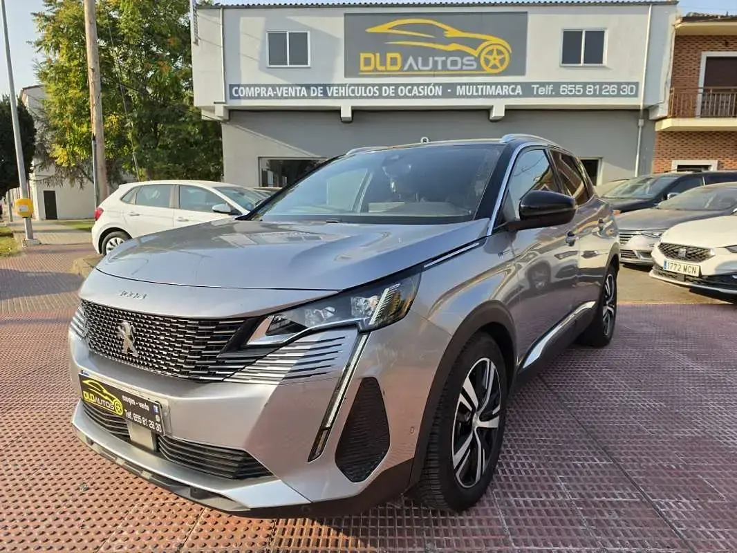 Usado Peugeot 3008 GT 300 CV (220 kW) 2022 Gris SUV