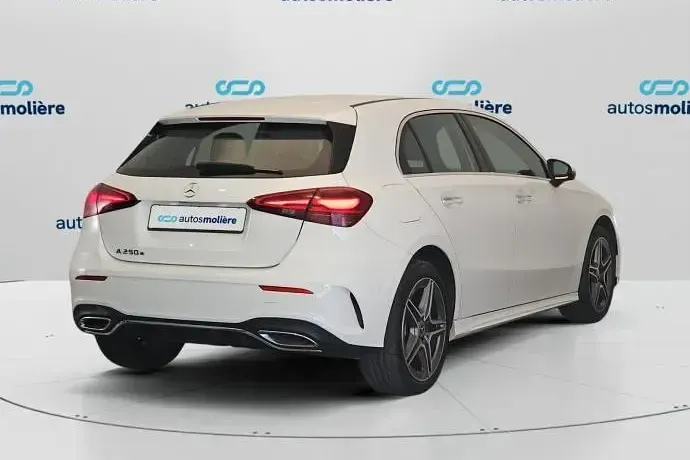 Usado Mercedes A250 218 CV (160 kW) 2023