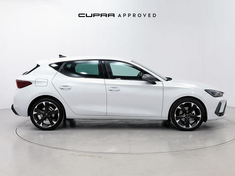 Usado Cupra Leon 150 CV (110 kW) 2024 Blanco