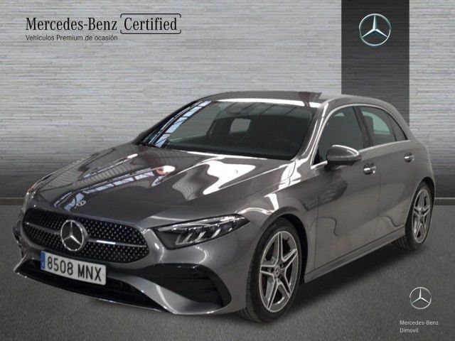 Gris montaña Usado 2024 Mercedes A180 AMG line | 34.500 € (Precio justo) - Imagen 1/4