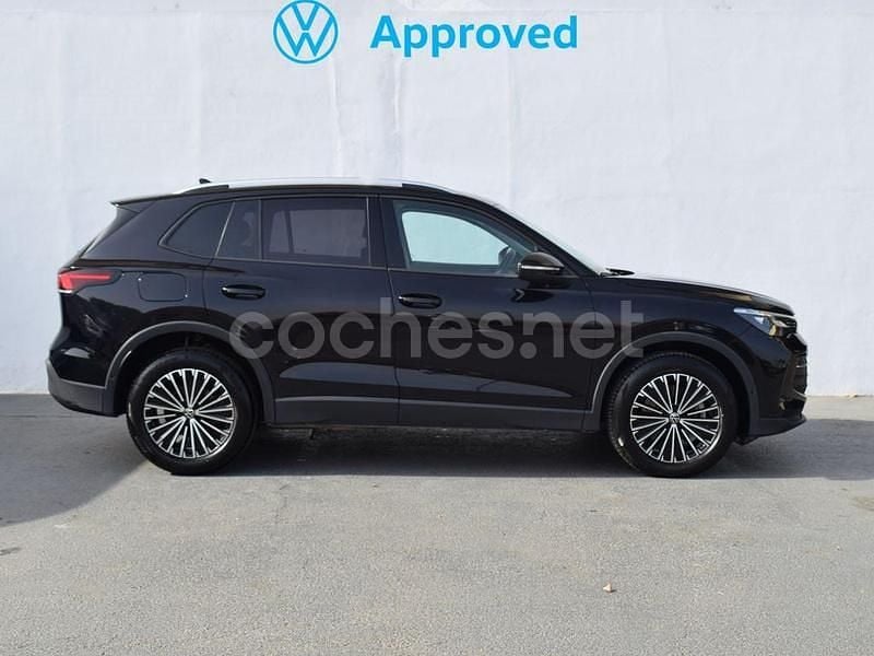 Usado VW Tiguan Life 150 HP (110 kW) 2024 Preto SUV