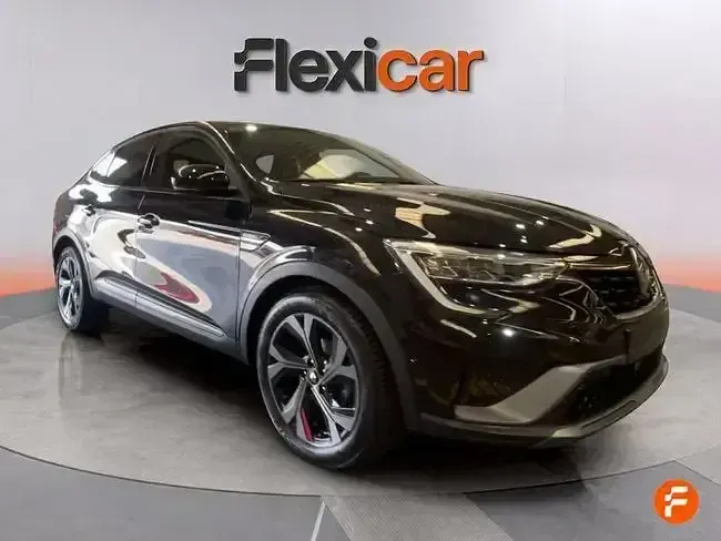 Usado Renault Arkana RS Line 140 CV (102 kW) 2021 Negro SUV