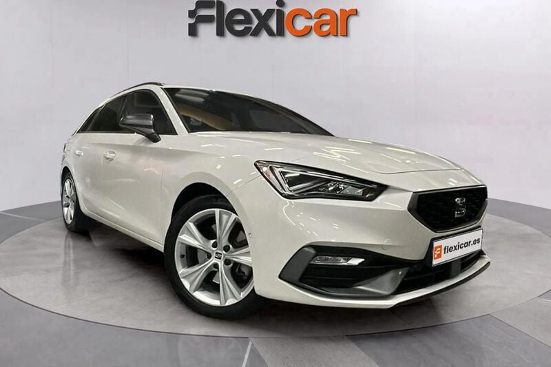 Blanco Usado 2021 Seat Leon FR Familiar | 19.490 € (Precio justo) - Imagen 1/4