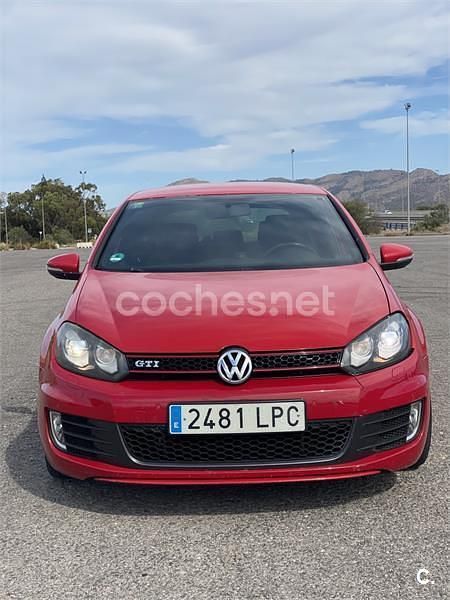 Rojo Usado 2010 VW Golf VI GTI Berlina | 9500 € (Buen precio) - Imagen 1/4