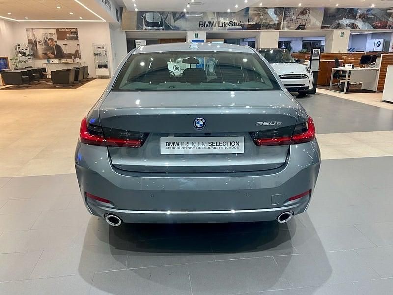 Usado BMW 320e 204 CV (150 kW) 2024 Gris / plata Berlina