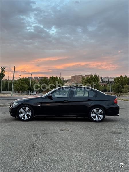 Usado BMW 318 Comfort Edition 129 CV (94 kW) 2007 Negro Berlina