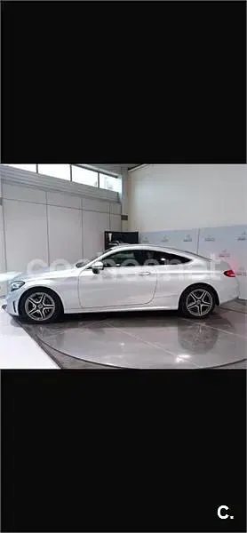 Usado Mercedes C220 194 CV (142 kW) 2019 Gris / plata Coupe