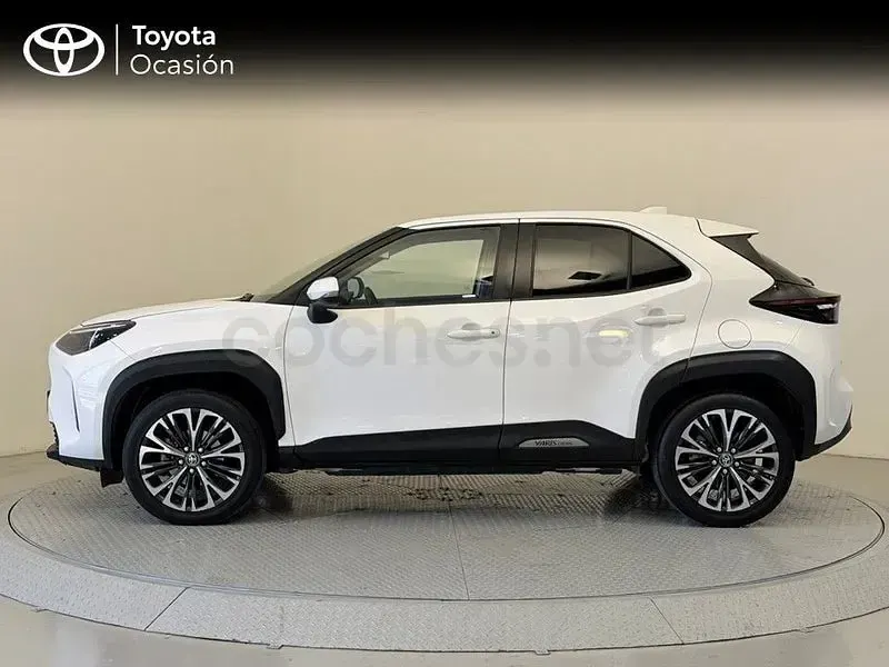 Usado Toyota Yaris Cross Style 116 CV (85 kW) 2022 Blanco SUV