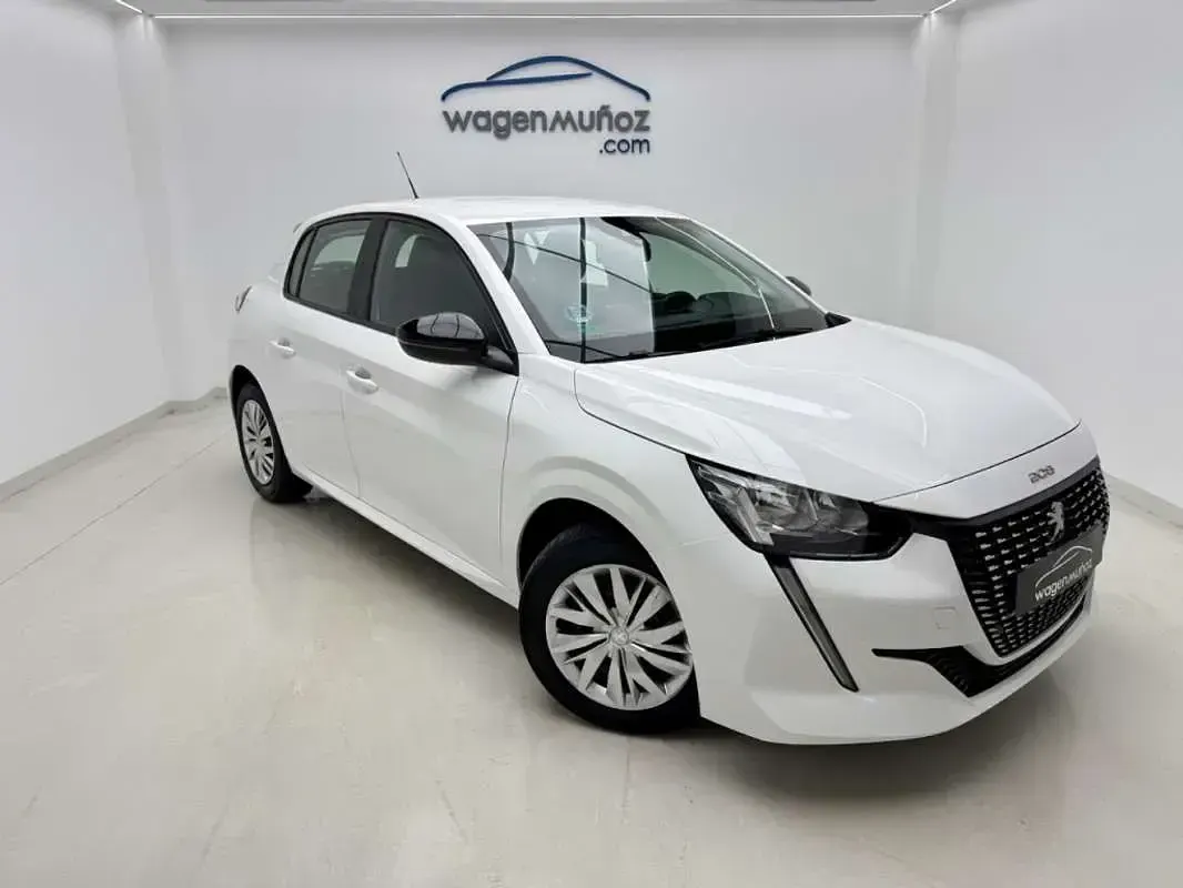 Usado Peugeot 208 Active 102 CV (75 kW) 2022 Blanco Utilitario