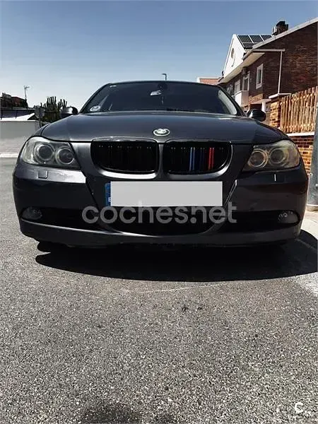 Usado BMW 320 163 CV (119 kW) 2007 Gris / plata Berlina