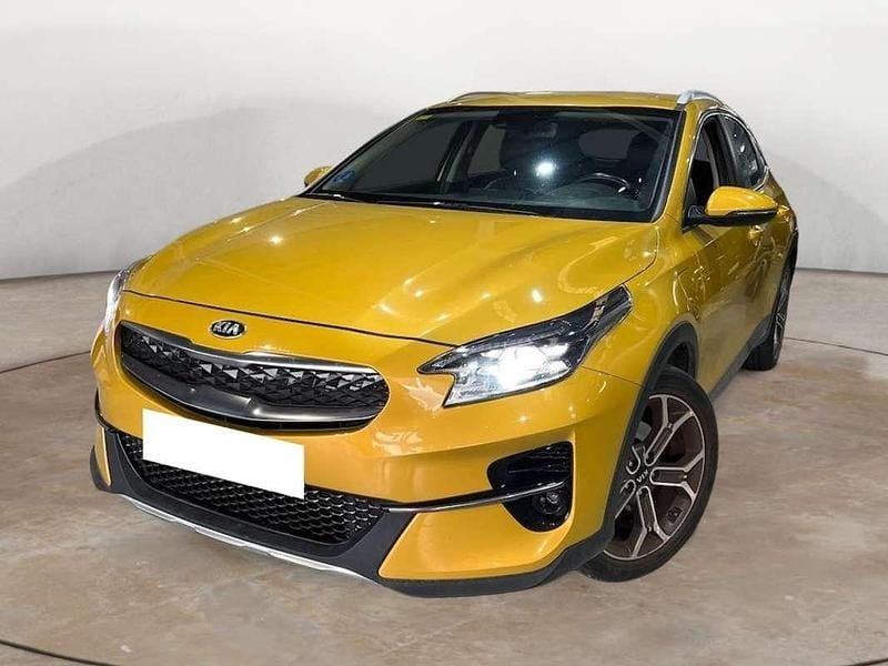 Usado Kia XCeed 141 HP (103 kW) 2020 Amarelo SUV