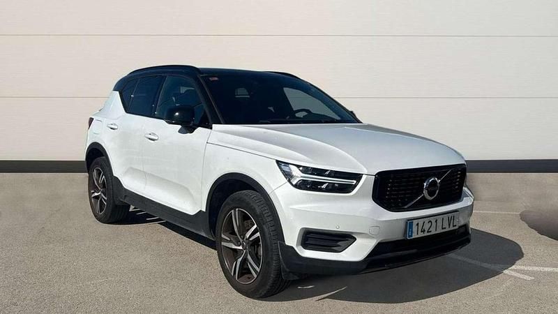 Usado Volvo XC40 R-Design 199 CV (146 kW) 2021 Blanco SUV