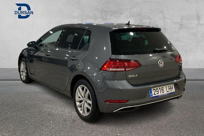 Usado VW Golf VII Advance 150 CV (110 kW) 2020 Gris Utilitario