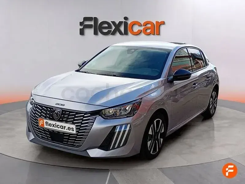 Usado Peugeot 208 Allure 100 CV (73 kW) 2025 Gris / plata Utilitario
