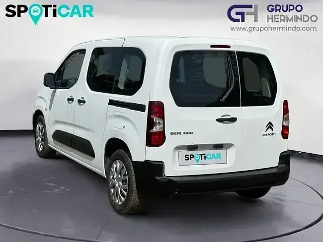 Usado Citroën Berlingo Live 100 CV (73 kW) 2021 Blanco Monovolumen