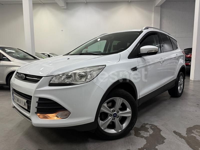 Blanco Usado 2014 Ford Kuga Trend SUV | 10.490 € (Precio justo) - Imagen 1/4