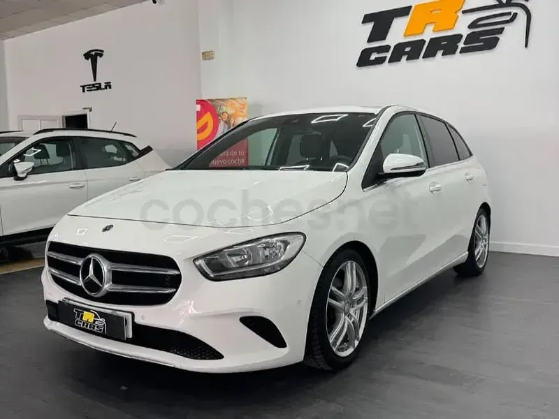 Usado Mercedes B200 150 CV (110 kW) 2021 Blanco Utilitario
