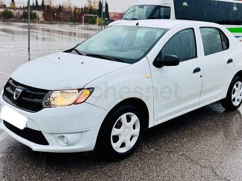 Usado Dacia Logan Ambiance 75 CV (55 kW) 2014 Blanco Berlina