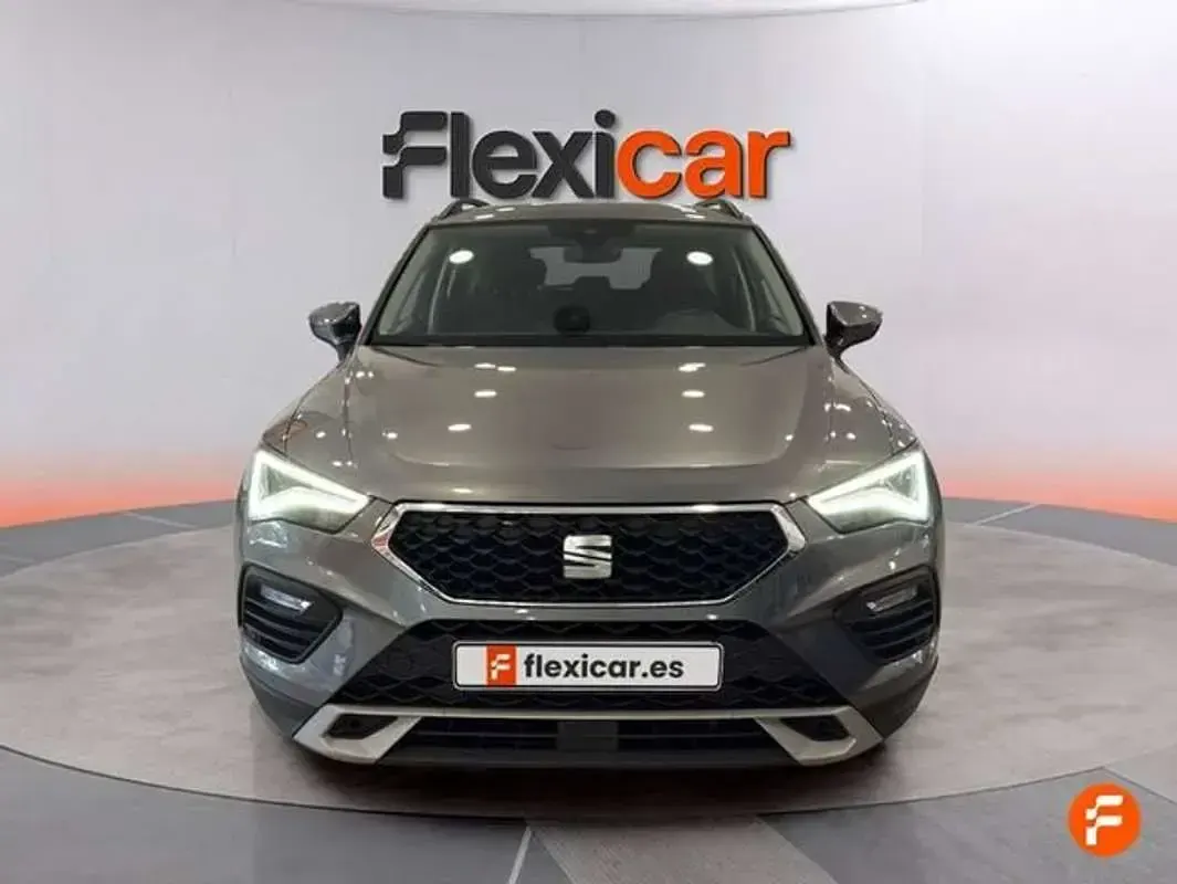 Usado Seat Ateca 150 CV (110 kW) 2022 Gris SUV