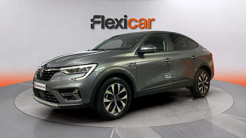 Begagnad Renault Arkana Evolution 140 HK (102 kW) 2023 Svart SUV