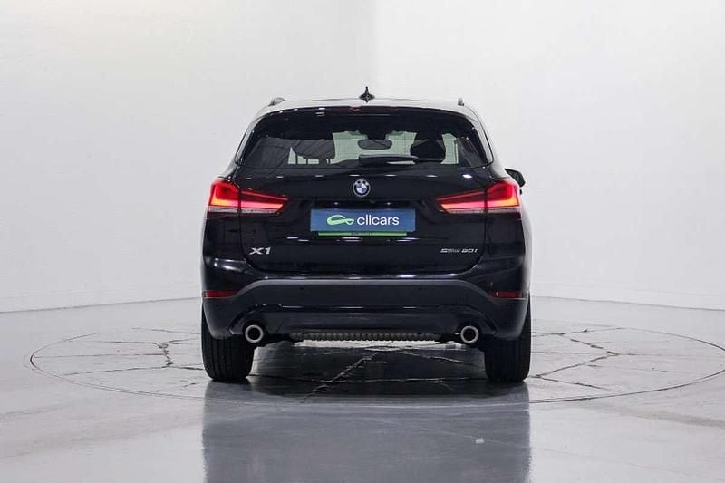 Usado BMW X1 178 CV (130 kW) 2021 Negro SUV