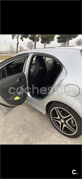 Usado Mercedes CLA200 Shooting Brake AMG line 136 CV (100 kW) 2015 Gris / plata Familiar