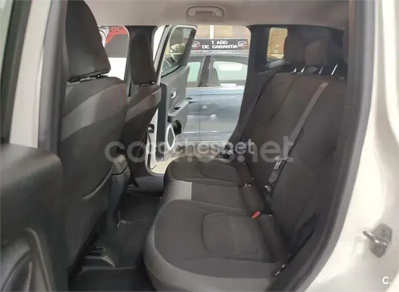 Usado Jeep Renegade Sport 120 CV (88 kW) 2015 Blanco SUV