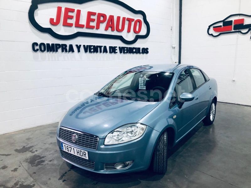 Azul Usado 2010 Fiat Linea Dynamic Berlina | 2950 € (Buen precio) - Imagen 1/4