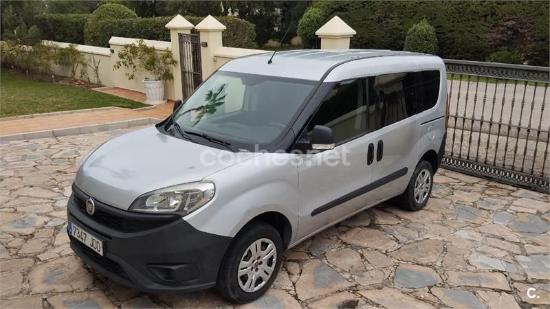 Gris / plata Usado 2015 Fiat Doblò Active Monovolumen | 8000 € (Precio justo) - Imagen 1/4
